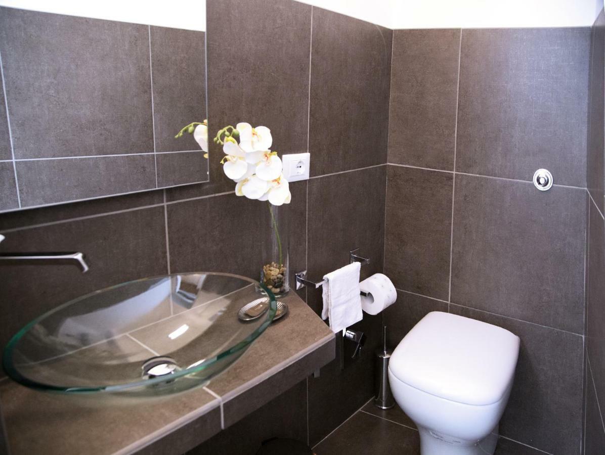 H-Aviva Giubbonari Apartment ローマ エクステリア 写真