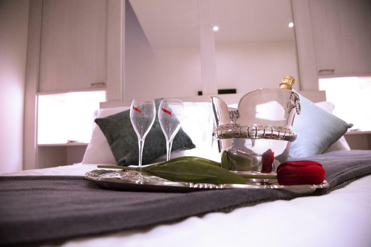 H-Aviva Giubbonari Apartment ローマ エクステリア 写真